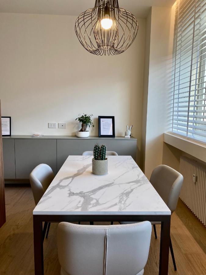 Torino 64 - Duomo City Center Luxury Apartment Perfect X2! ミラノ エクステリア 写真